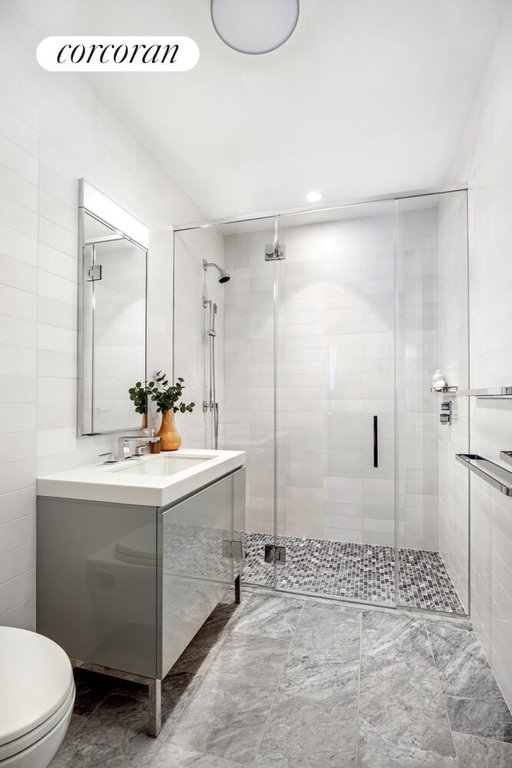 50 West 66th Street, Unit 17F photo 19