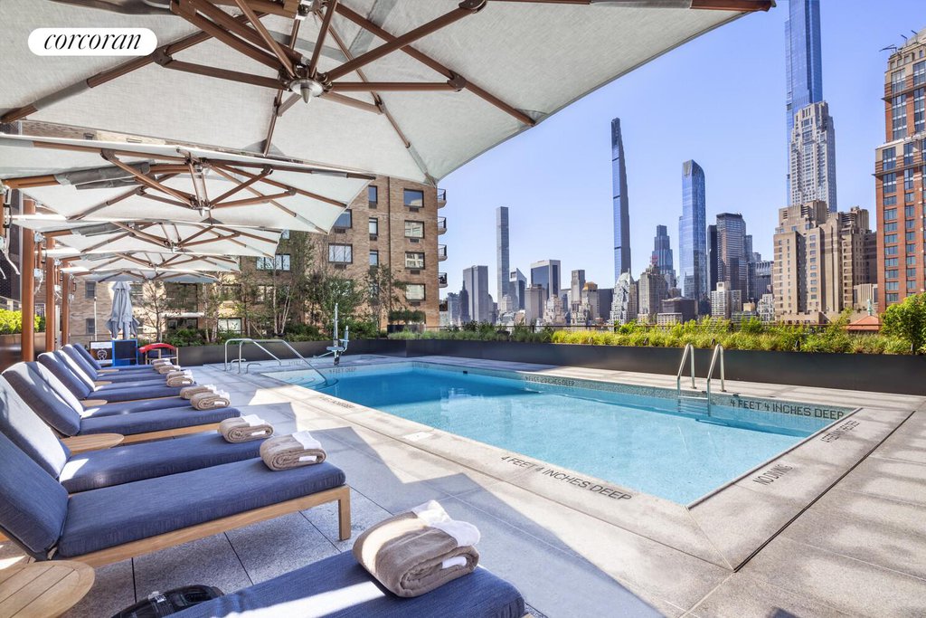 50 West 66th Street, Unit 17F photo 21