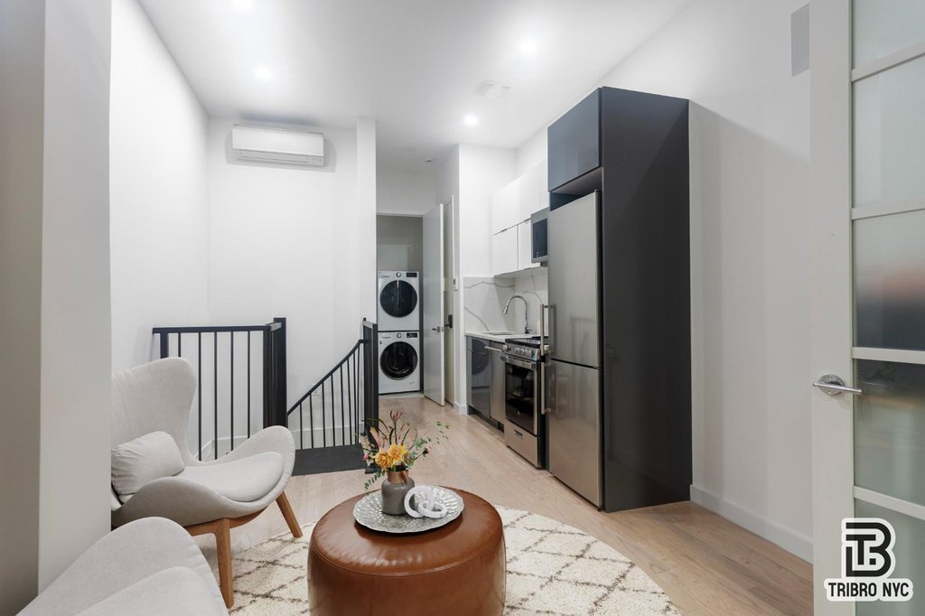 430 East 14th Street, Unit 1B photo 3