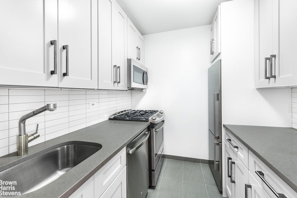 5 East 22nd Street, Unit 10B photo 3