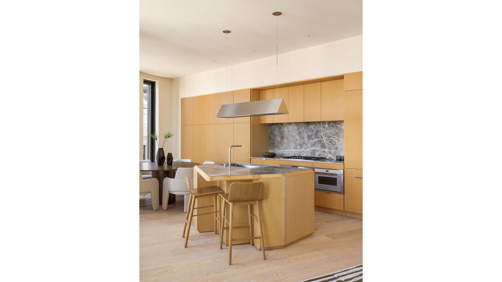30 Front Street, Unit 18C photo 4