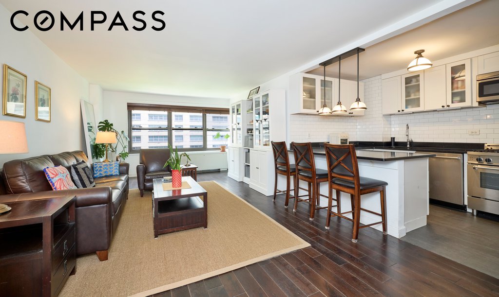 140 West End Avenue, Unit 9J photo 2