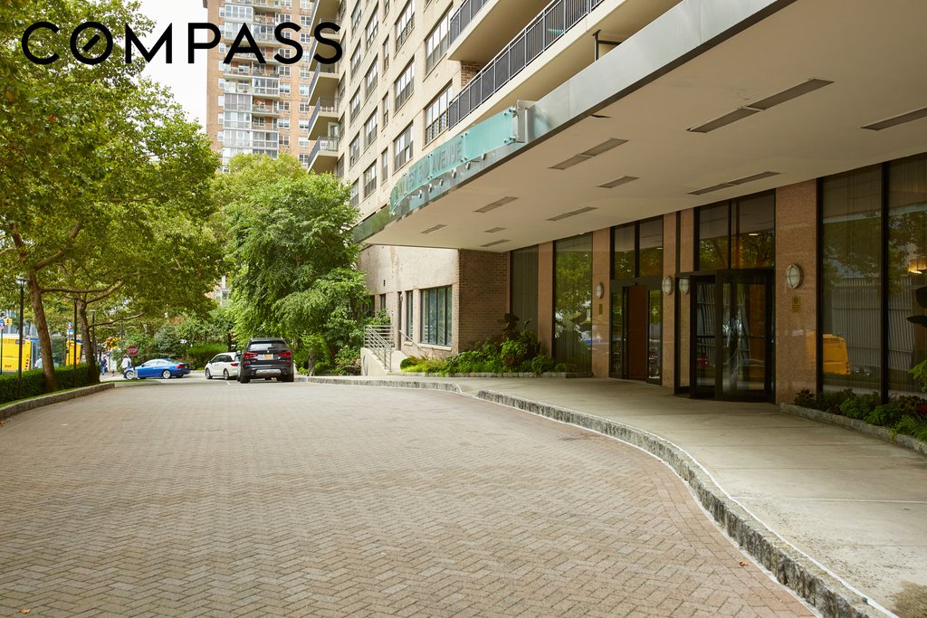 140 West End Avenue, Unit 9J photo 13