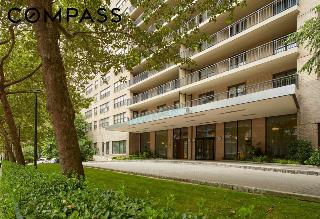 140 West End Avenue, Unit 9J photo 14