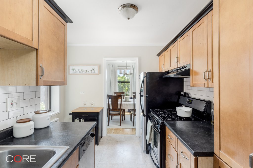 87-09 34th Avenue, Unit 6J photo 4