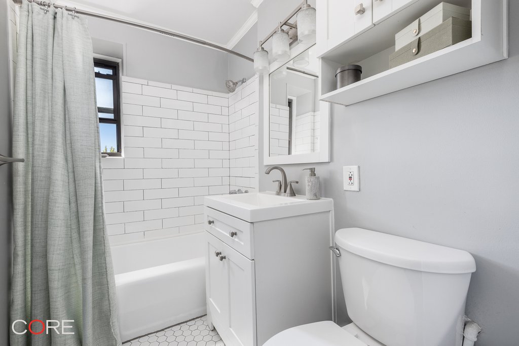 87-09 34th Avenue, Unit 6J photo 6