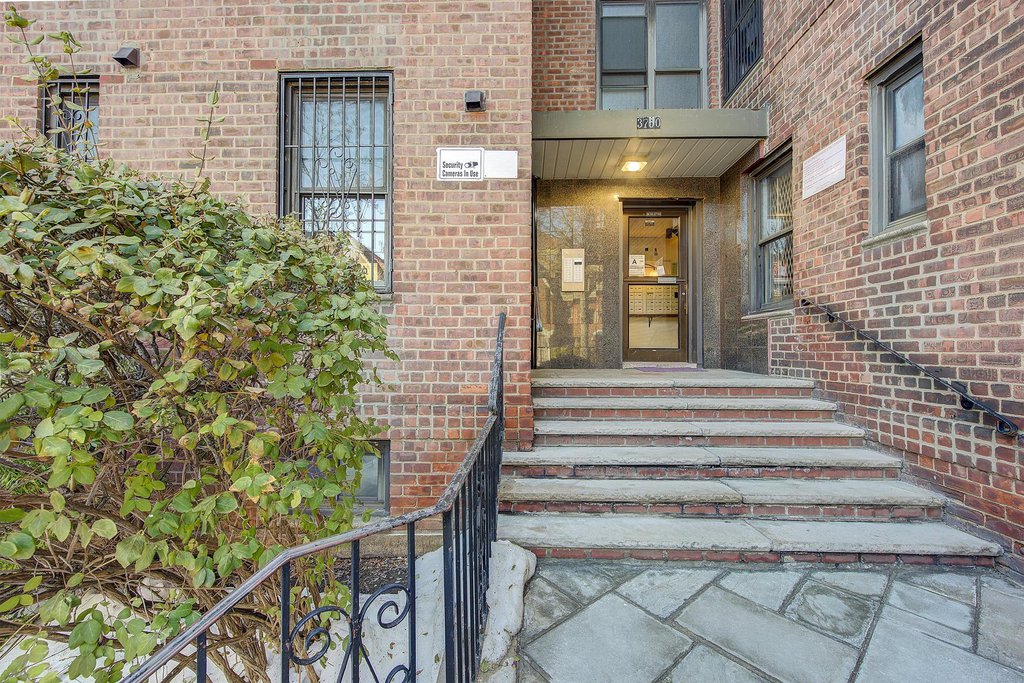 37-50 87th Street, Unit 5 photo 12