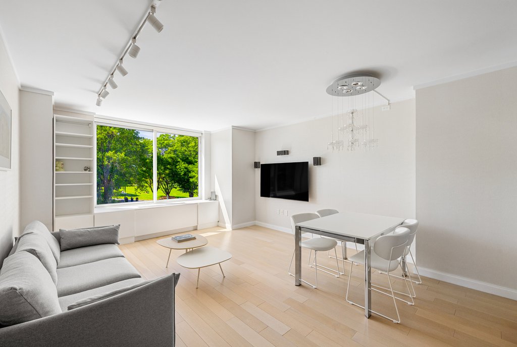 212 Warren Street, Unit 3E photo 6