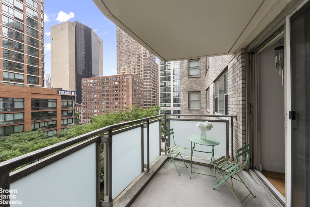 300 East 40th Street, Unit 6N photo 5