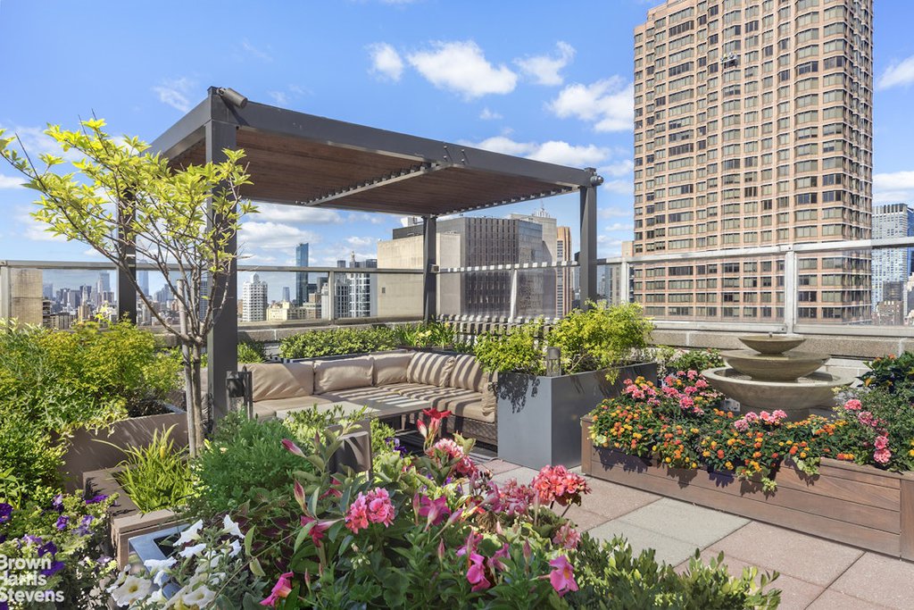 300 East 40th Street, Unit 6N photo 11