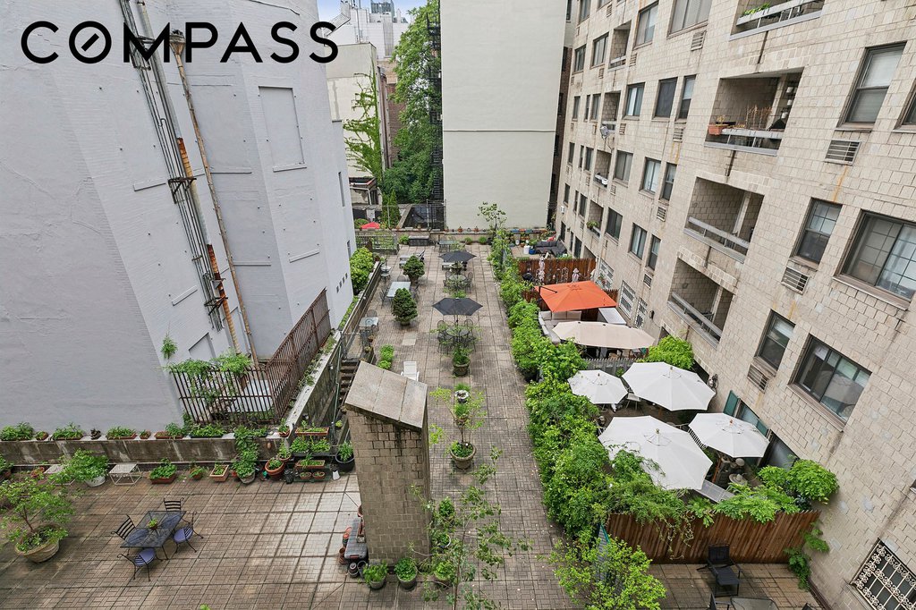85 Eighth Avenue, Unit 4V photo 8