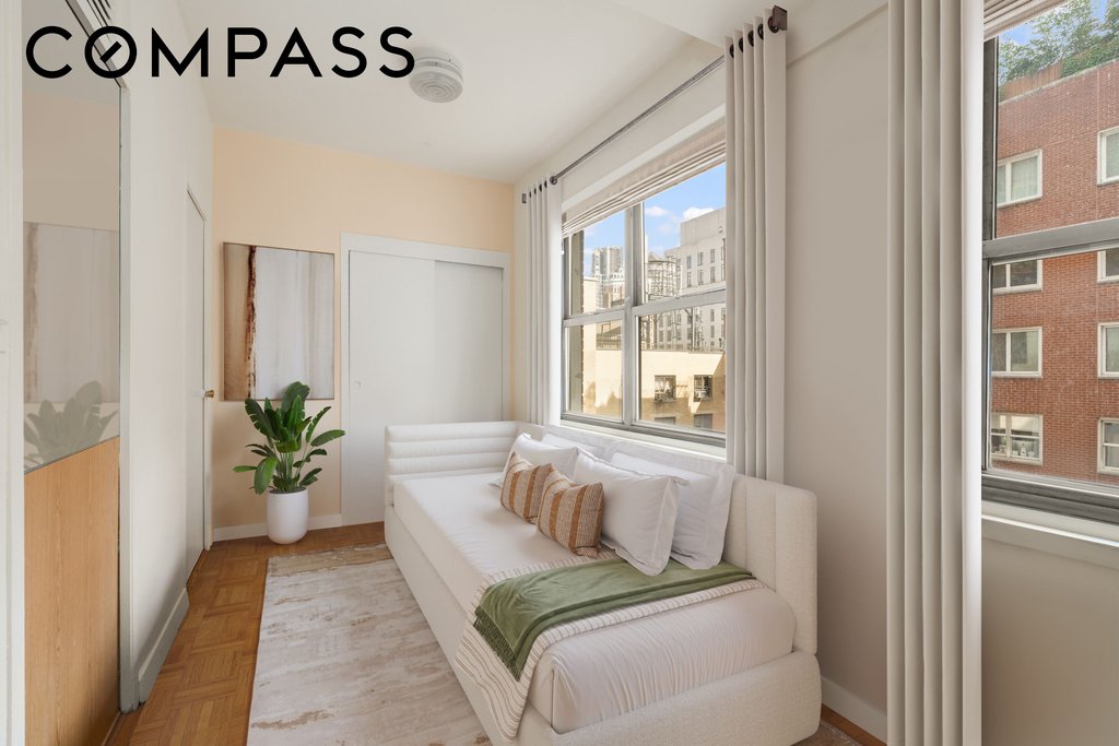 35 East 85th Street, Unit 10CN photo 6