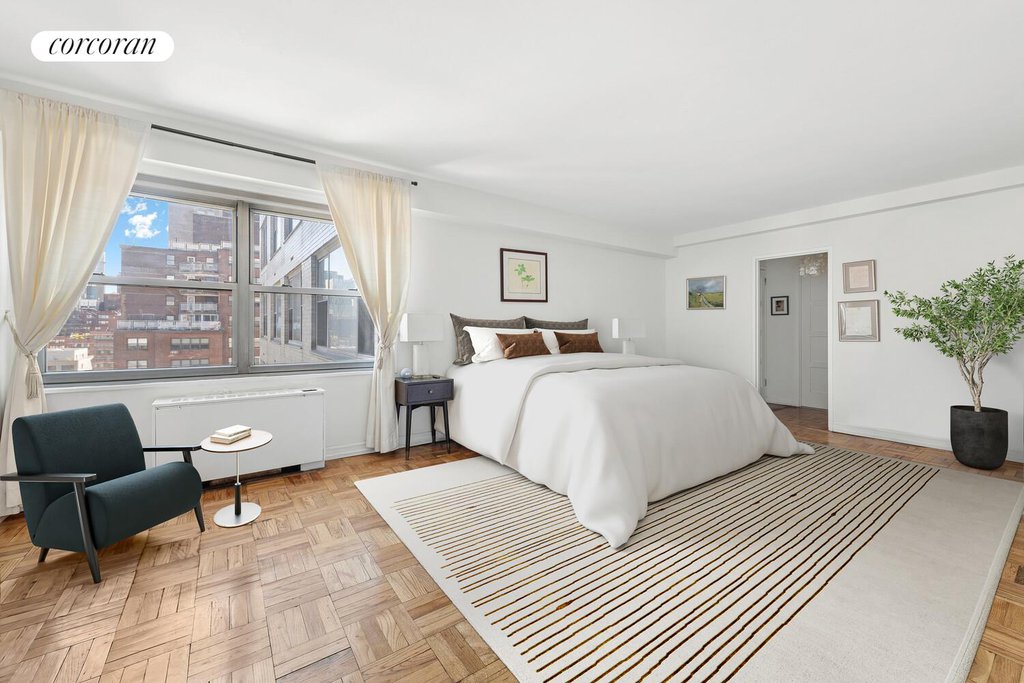 500 East 83rd Street, Unit 16M photo 4