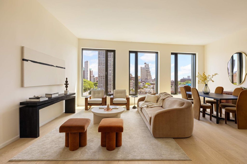 30 Front Street, Unit 15D photo 2