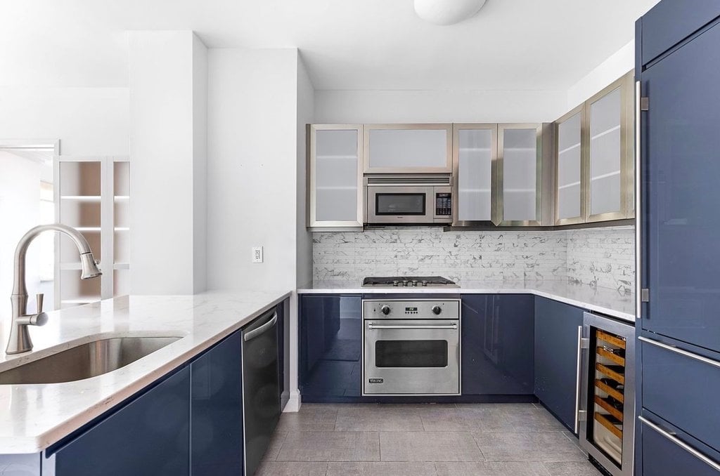 80 Riverside Boulevard, Unit 3L photo 4