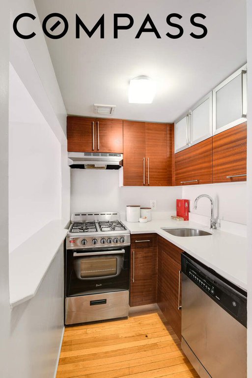 184 Thompson Street, Unit 2P photo 5