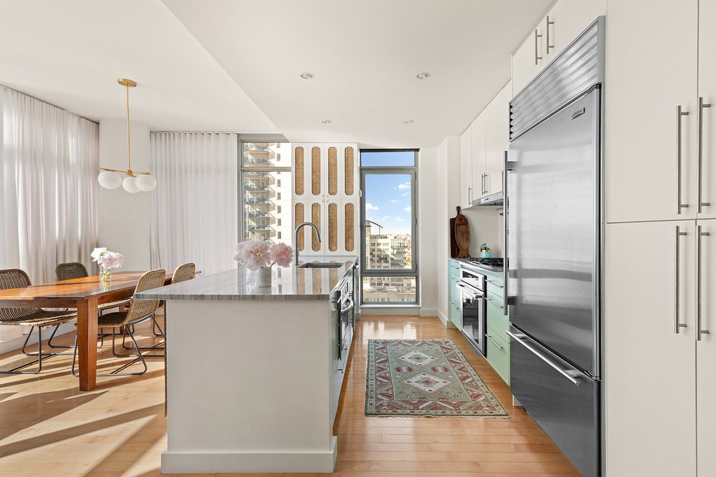 1 Northside Piers, Unit 18B photo 12