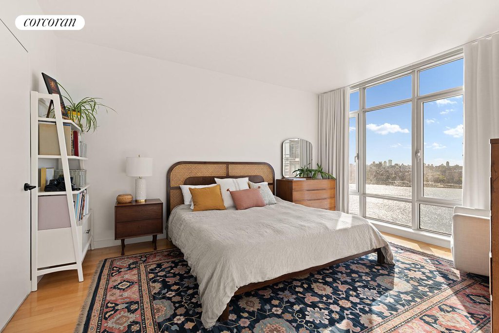 1 Northside Piers, Unit 18B