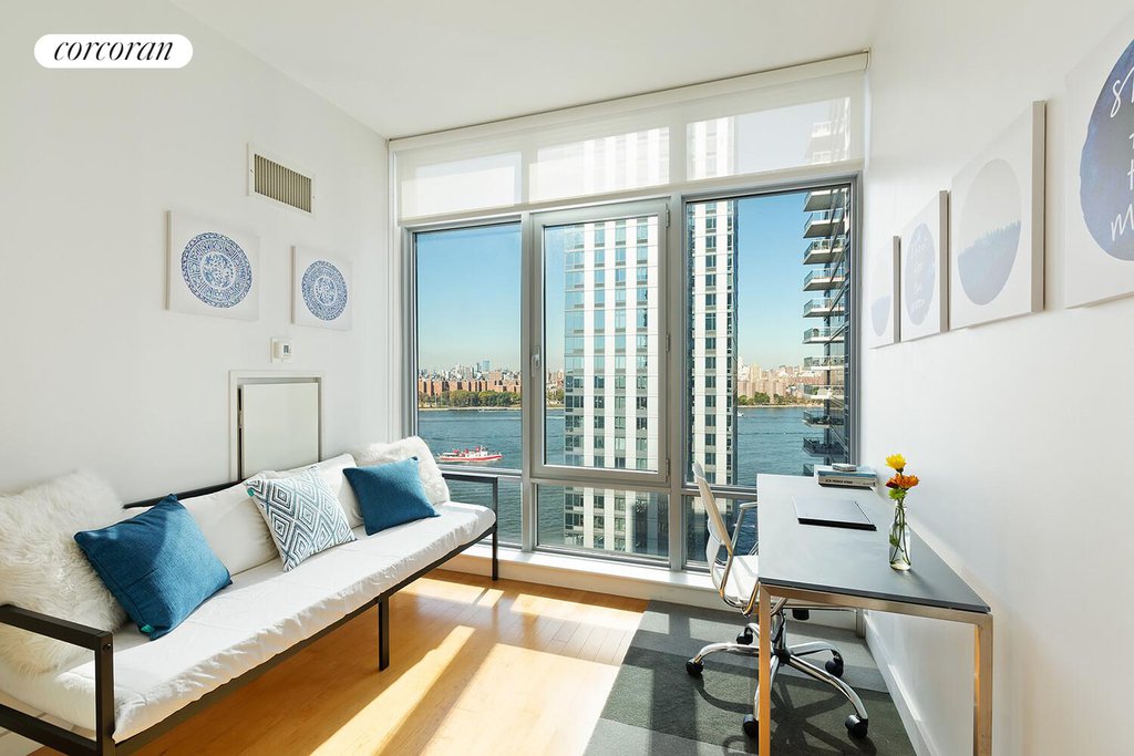 1 Northside Piers, Unit 18B photo 7