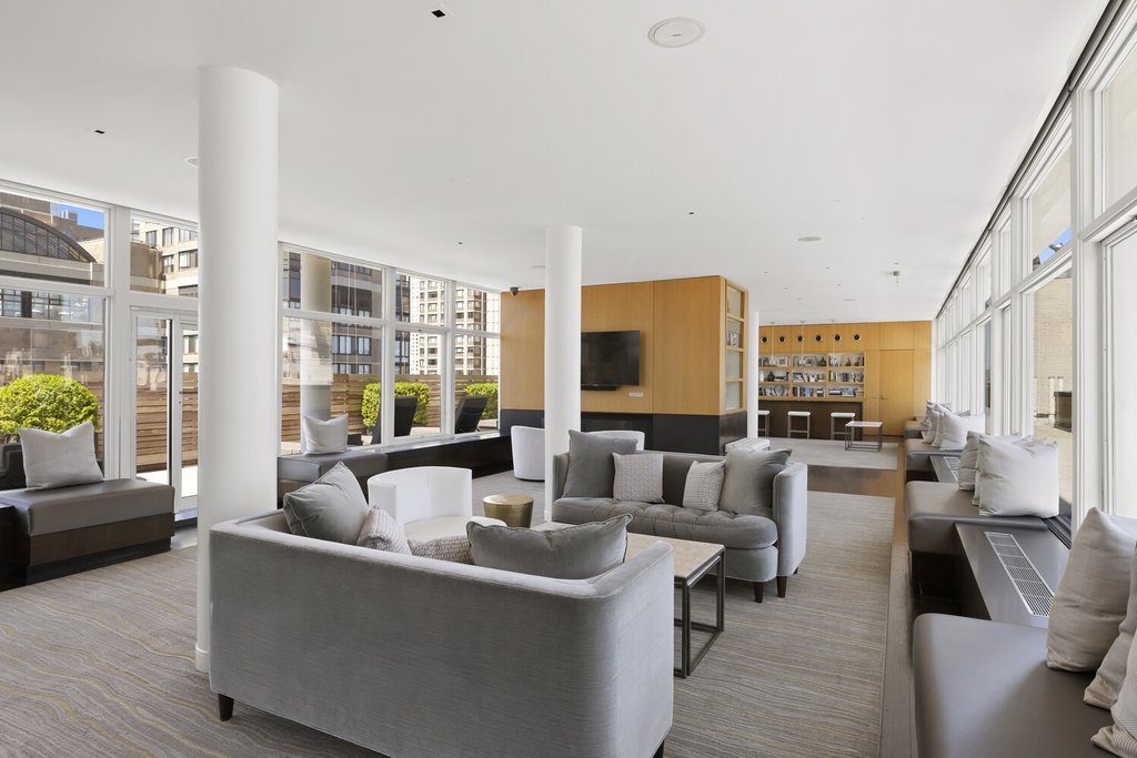 200 East 66th Street, Unit D2005 photo 16