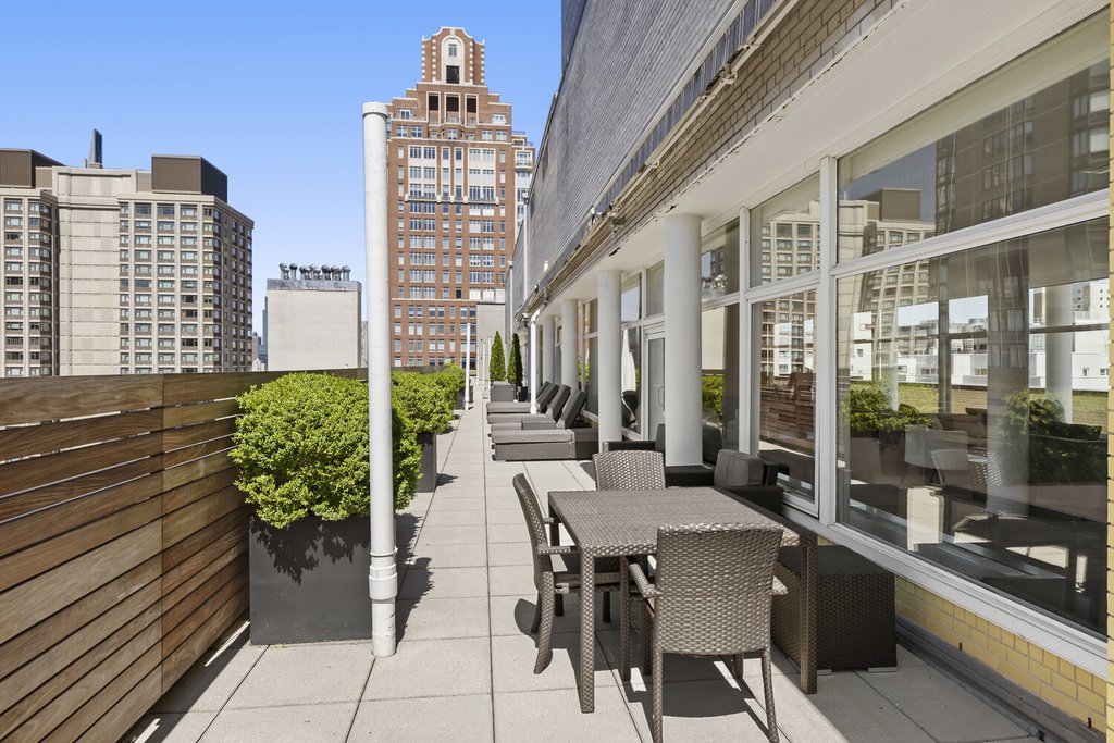 200 East 66th Street, Unit D2005 photo 17