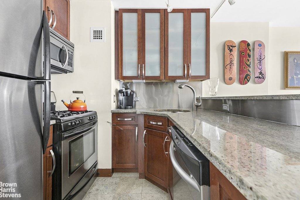 300 East 59th Street, Unit 3504 photo 4