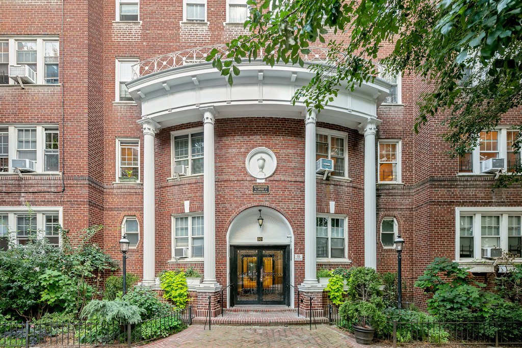 601 East 19th Street, Unit 4M photo 12