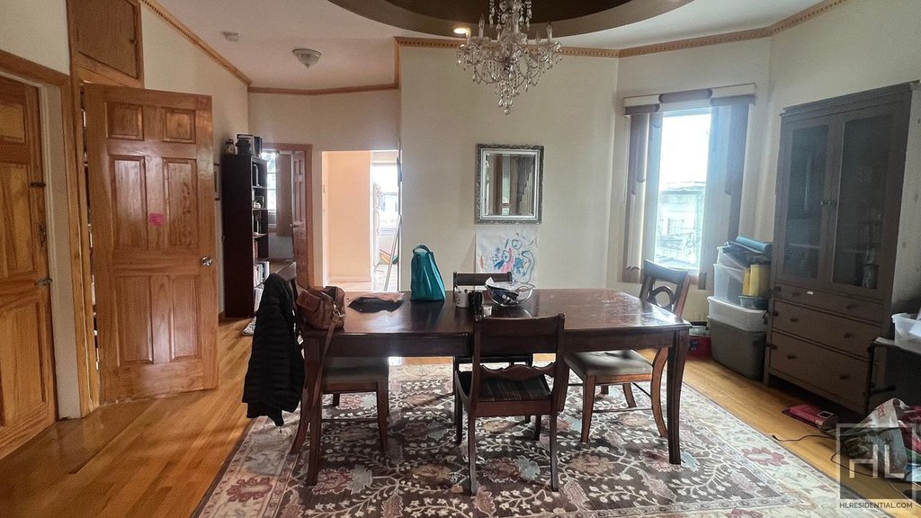 619 East 7th Street, Unit 2