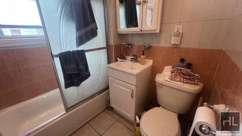 619 East 7th Street, Unit 2 photo 16