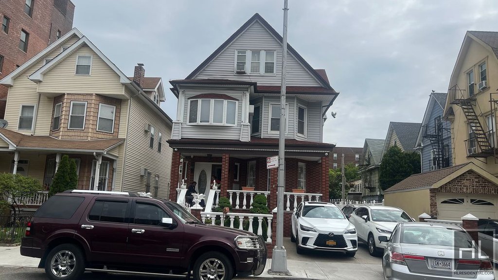 619 East 7th Street, Unit 2 photo 21
