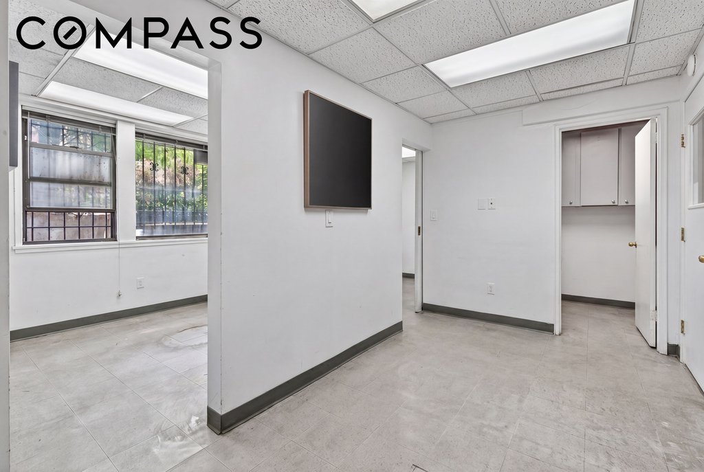 55 East 9th Street, Unit 1F photo 3