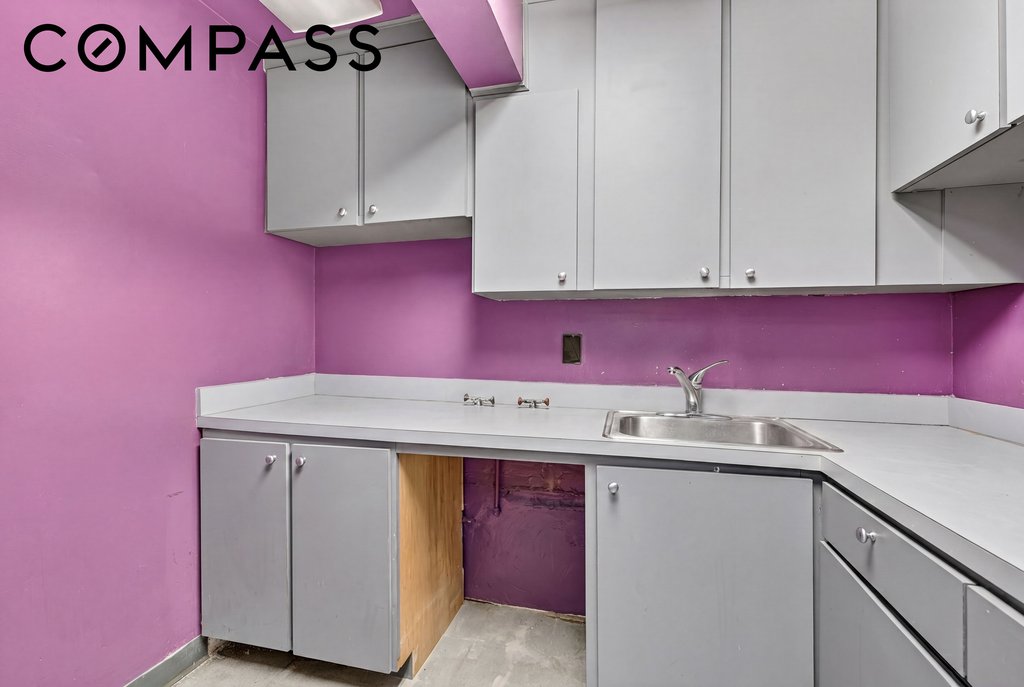 55 East 9th Street, Unit 1F photo 13