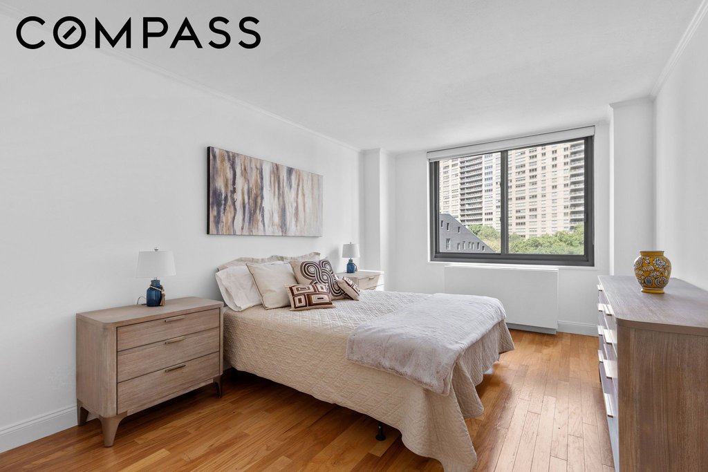 2025 Broadway, Unit 5A photo 4