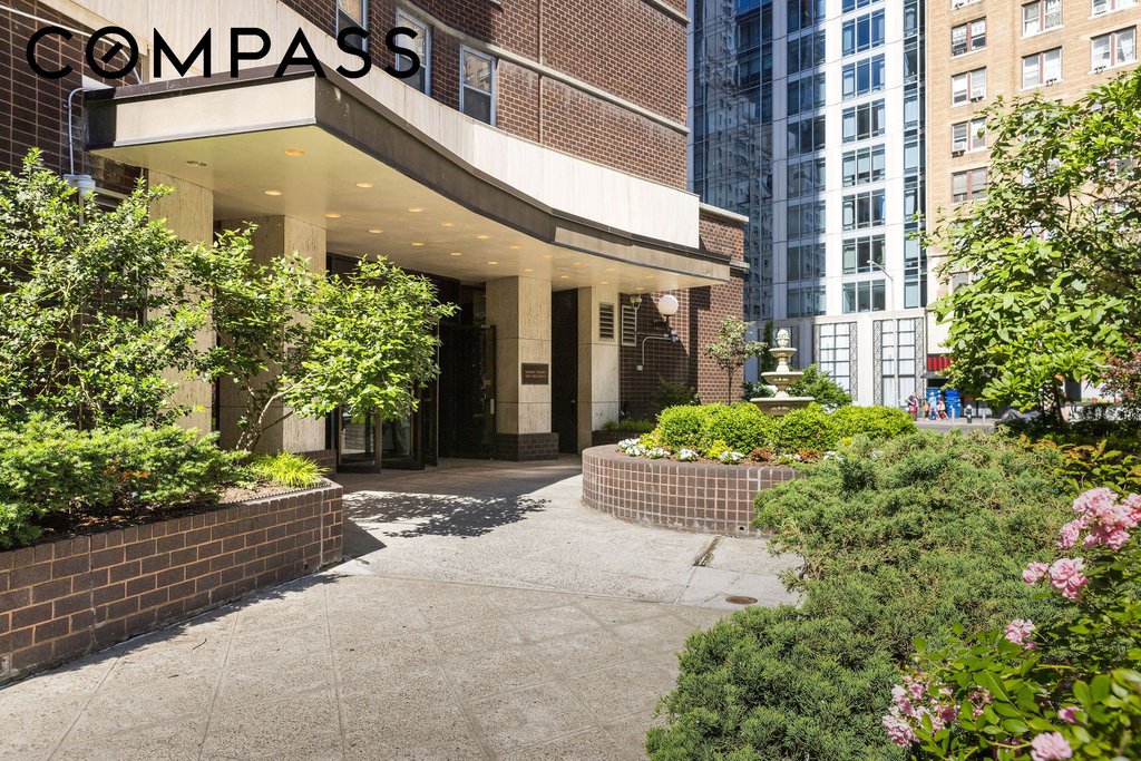 2025 Broadway, Unit 5A photo 11