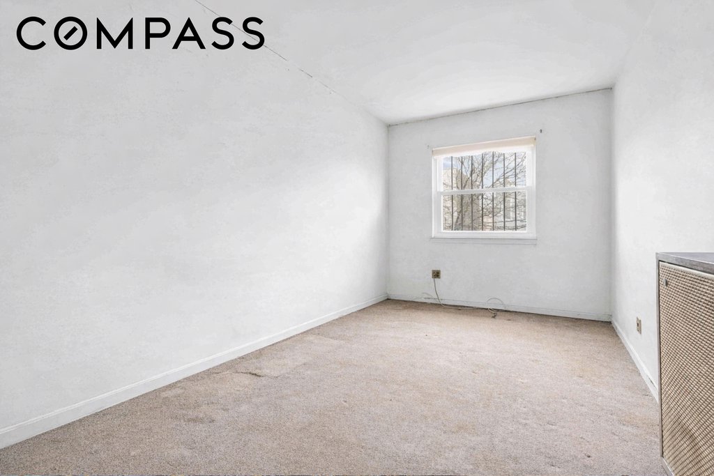 270 Amboy Street – For Sale photo 15