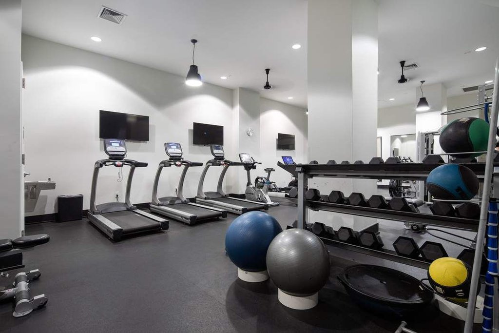 540 West 28th Street, Unit 8H photo 10