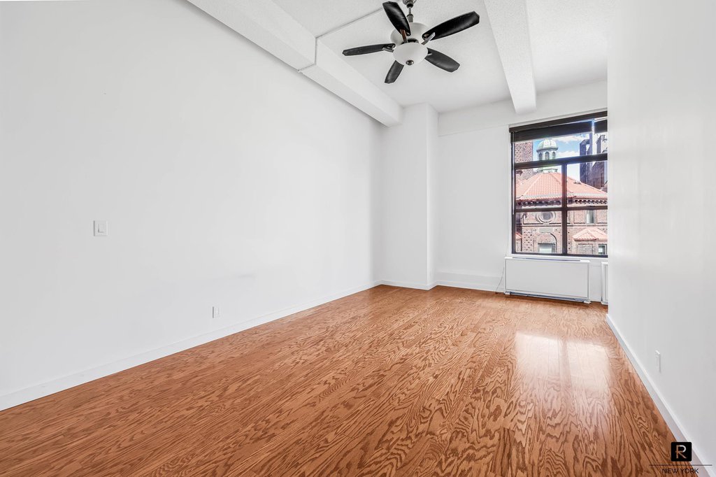 244 Madison Avenue, Unit 11L photo 3