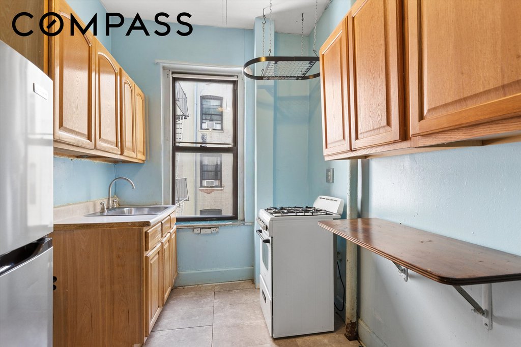 15 Fort Washington AVENUE, Unit 4E photo 4