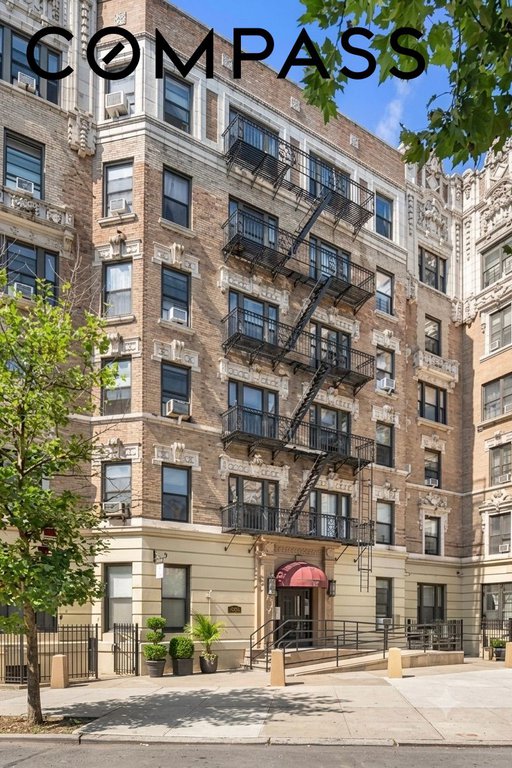 15 Fort Washington AVENUE, Unit 4E photo 7