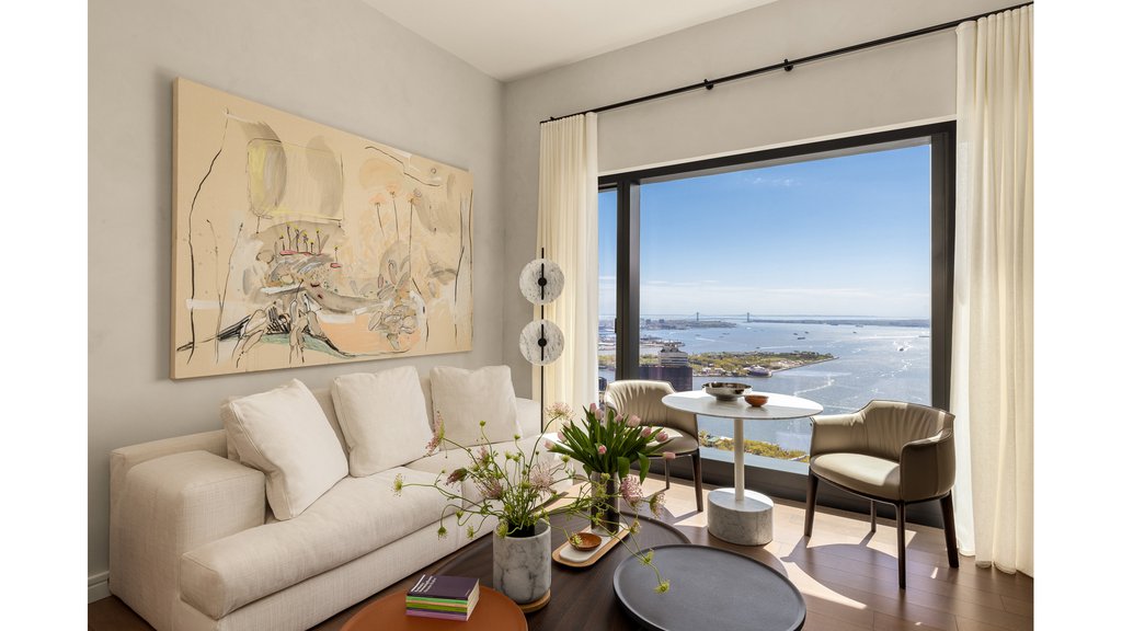125 Greenwich Street, Unit 63C