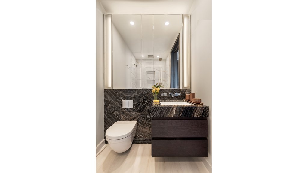 125 Greenwich Street, Unit 63C photo 4