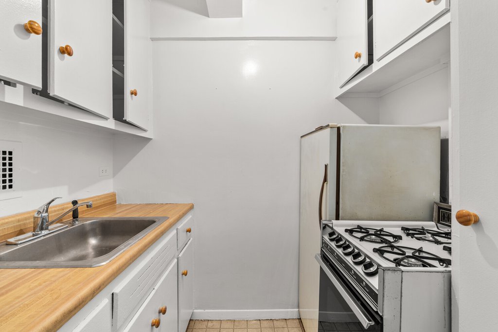 120 East 36th Street, Unit 3F photo 5