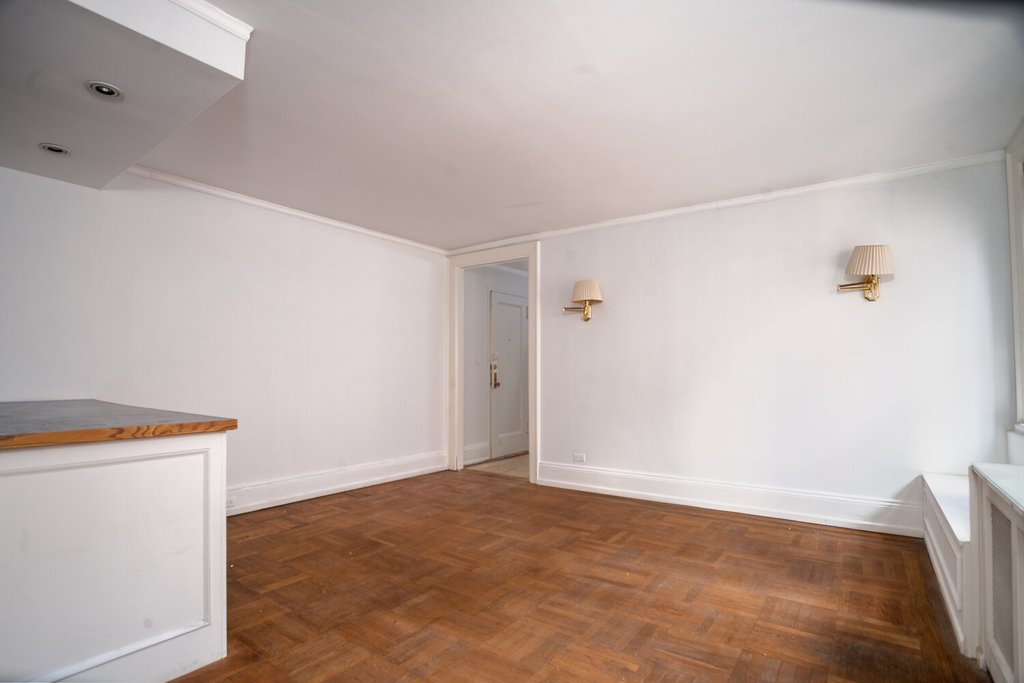 205 West 57th Street, Unit 11BC photo 3