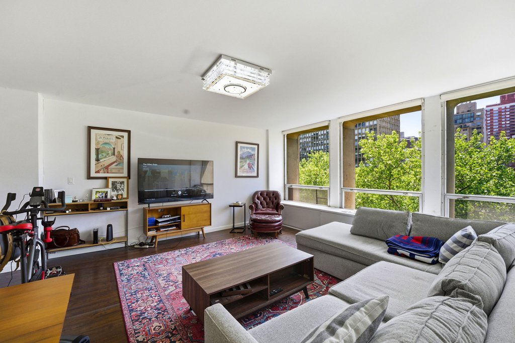 300 East 33rd Street, Unit 6N photo 2