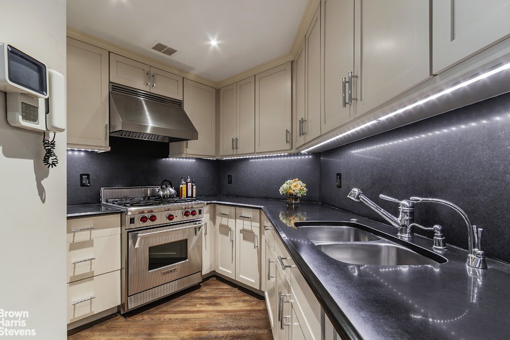 200 East 61st Street, Unit 12CD photo 5