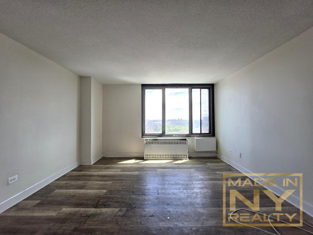 3333 Broadway, Unit D22D