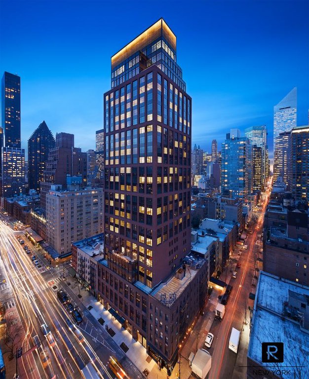 959 First Avenue, Unit 19D