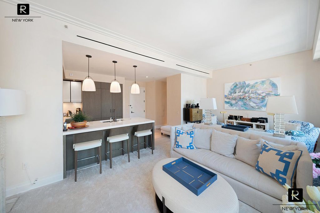 959 First Avenue, Unit 19D photo 3