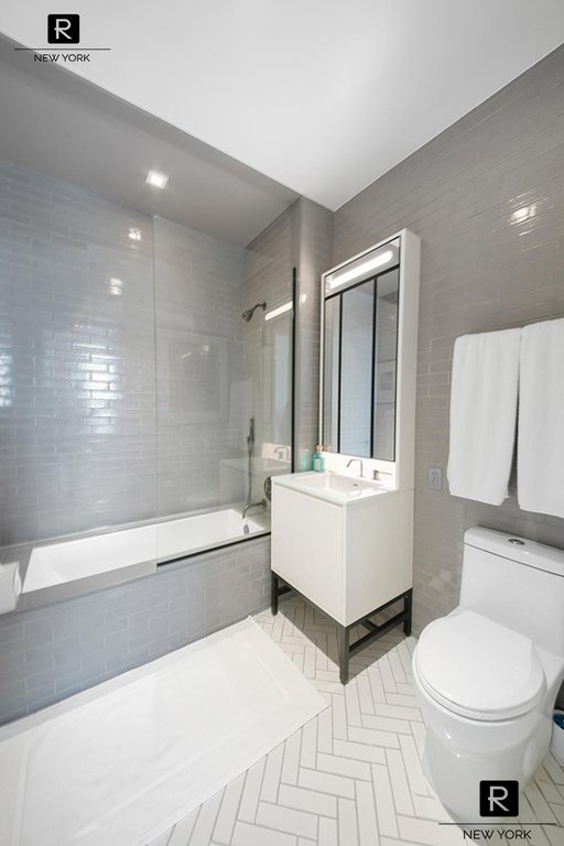 959 First Avenue, Unit 19D photo 10