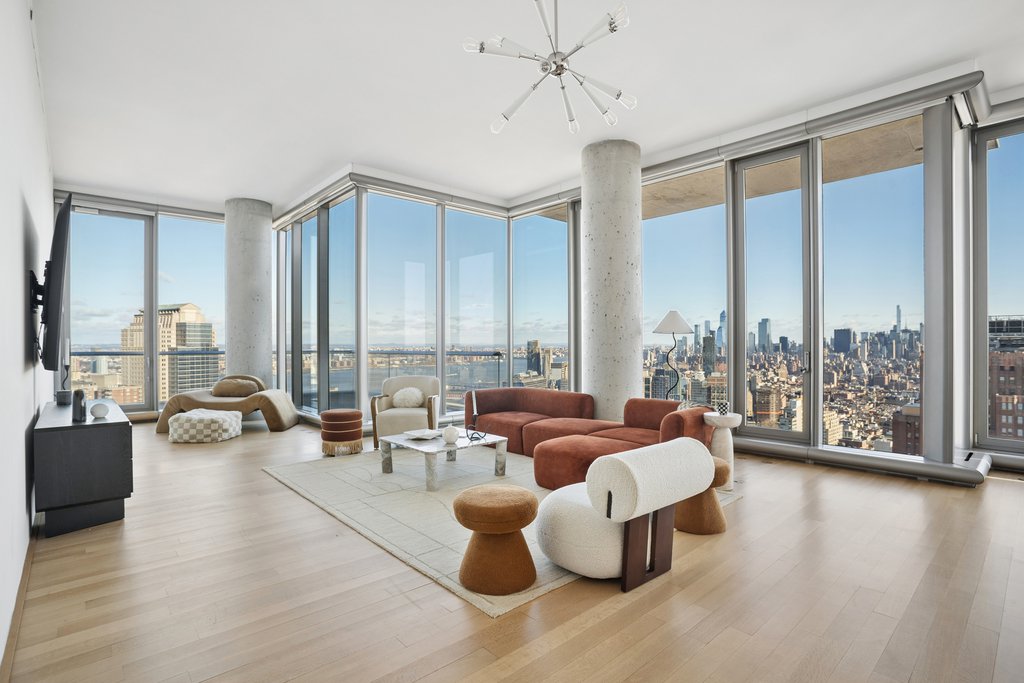 56 Leonard Street, Unit 39W